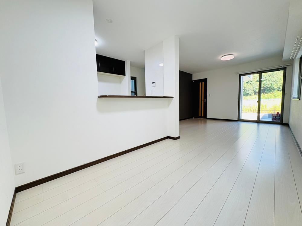 4LDK house in Totsuka Ward, Yokohama, Kanagawa - Photo 1