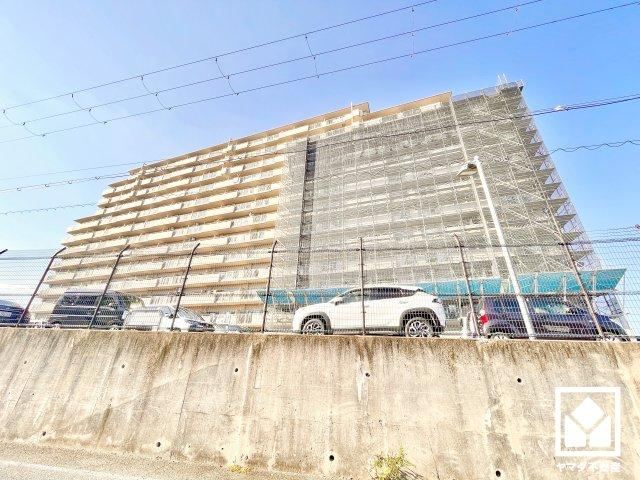 3LDK apartment in Itami, Hyogo - Photo 1