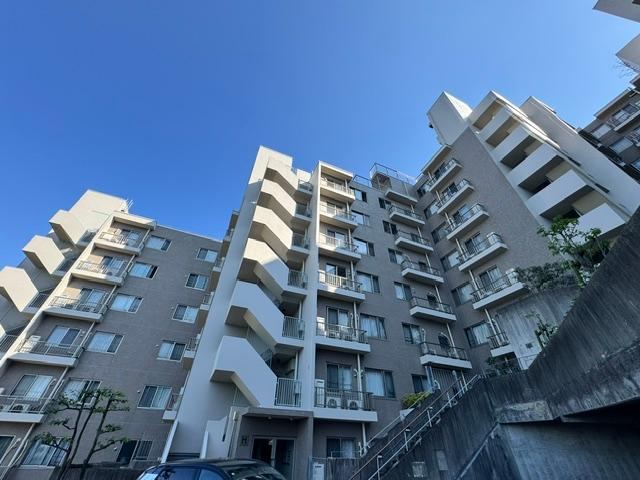 4LDK apartment in Hodogaya Ward, Yokohama, Kanagawa - Photo 1