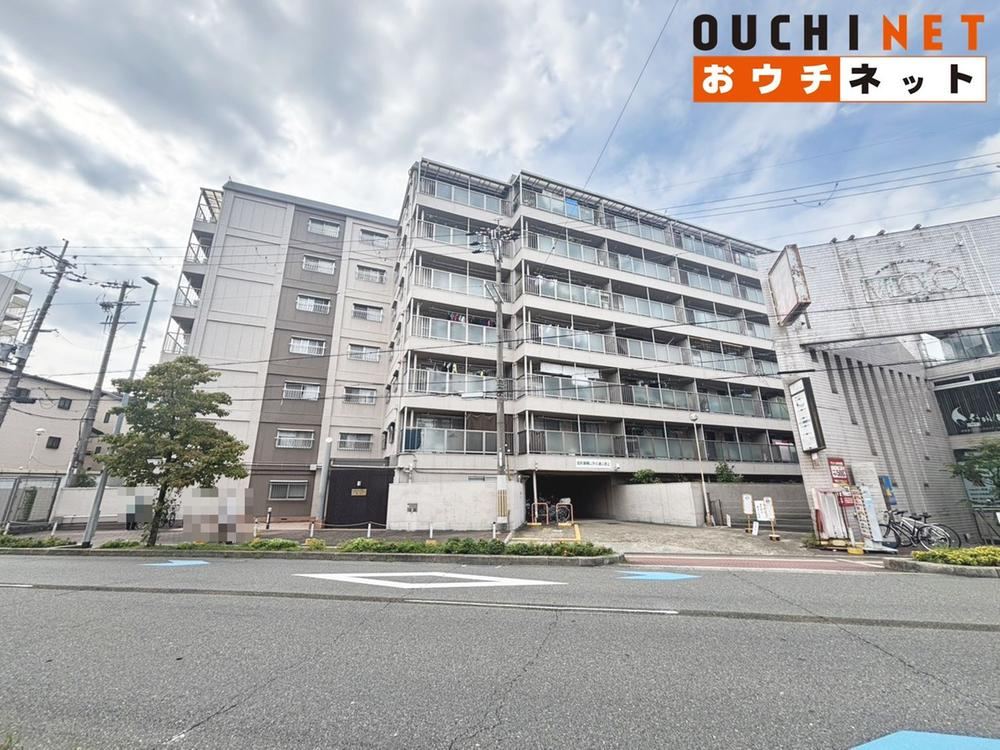 3LDK apartment in Toyonaka, Osaka - Photo 1
