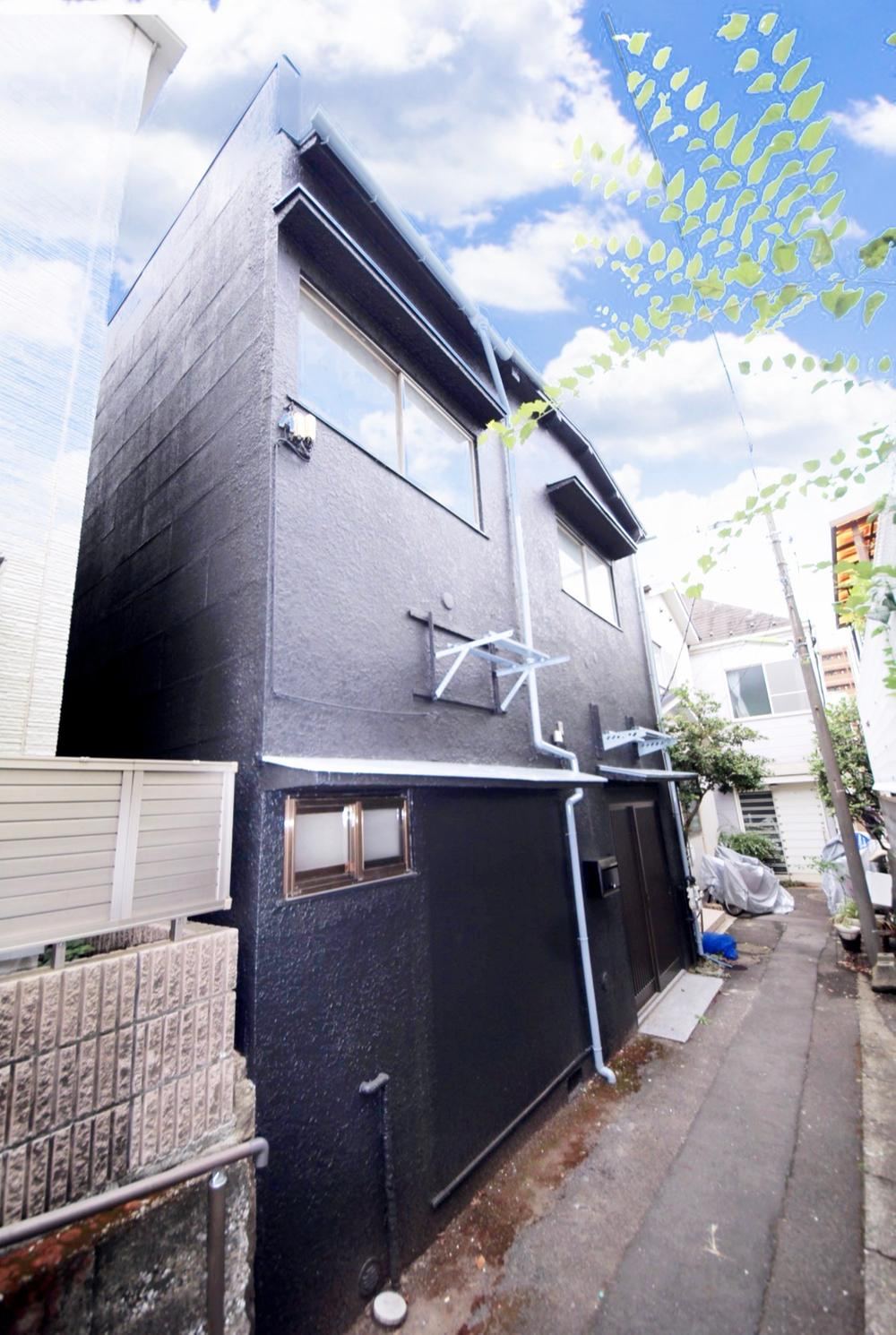 5LDK house in Shinagawa Ward, Tokyo - Photo 1