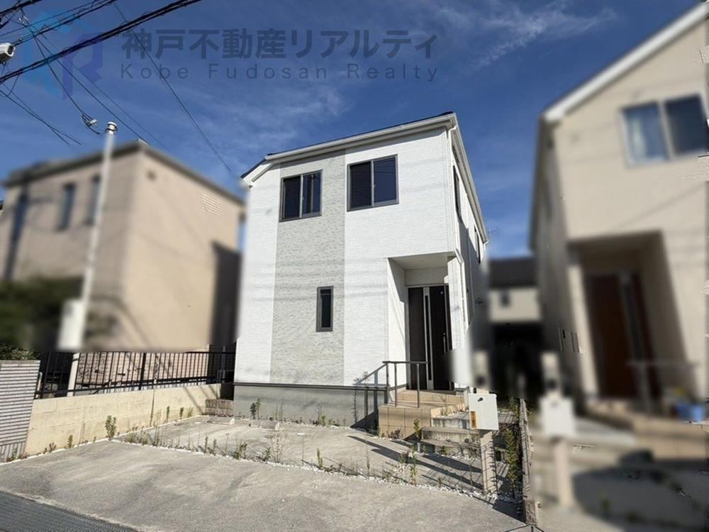 3LDK+S house in Nishi Ward, Kobe, Hyogo - Photo 1