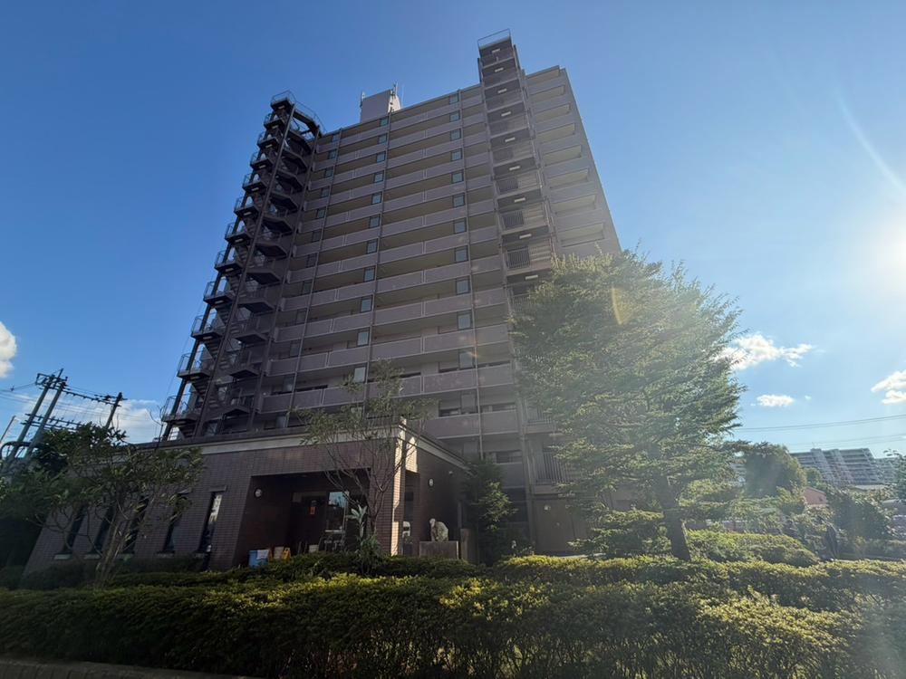 3LDK apartment in Aoba Ward, Sendai, Miyagi - Photo 1
