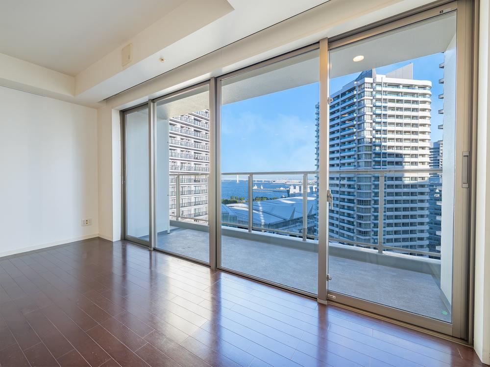 1LDK apartment in Nishi Ward, Yokohama, Kanagawa - Photo 1