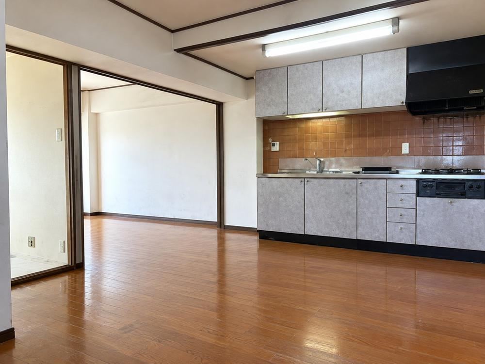 2LDK apartment in Nishinomiya, Hyogo - Photo 1