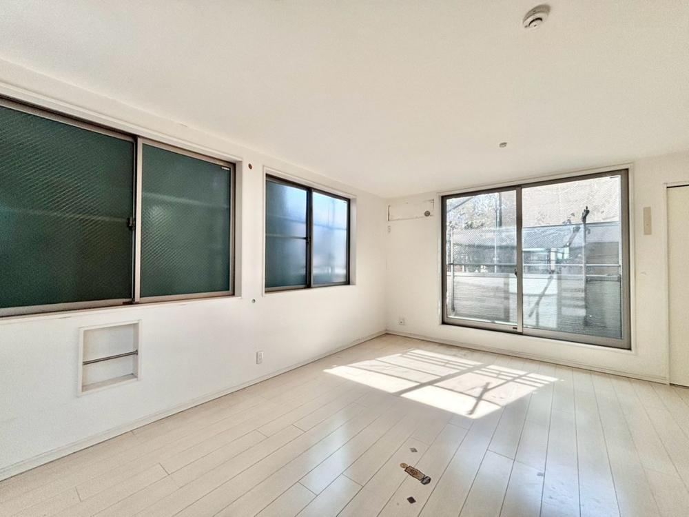2LDK+S house in Kawasaki Ward, Kawasaki, Kanagawa - Photo 1