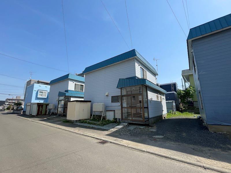 5LDK house in Kita Ward, Sapporo, Hokkaido - Photo 1