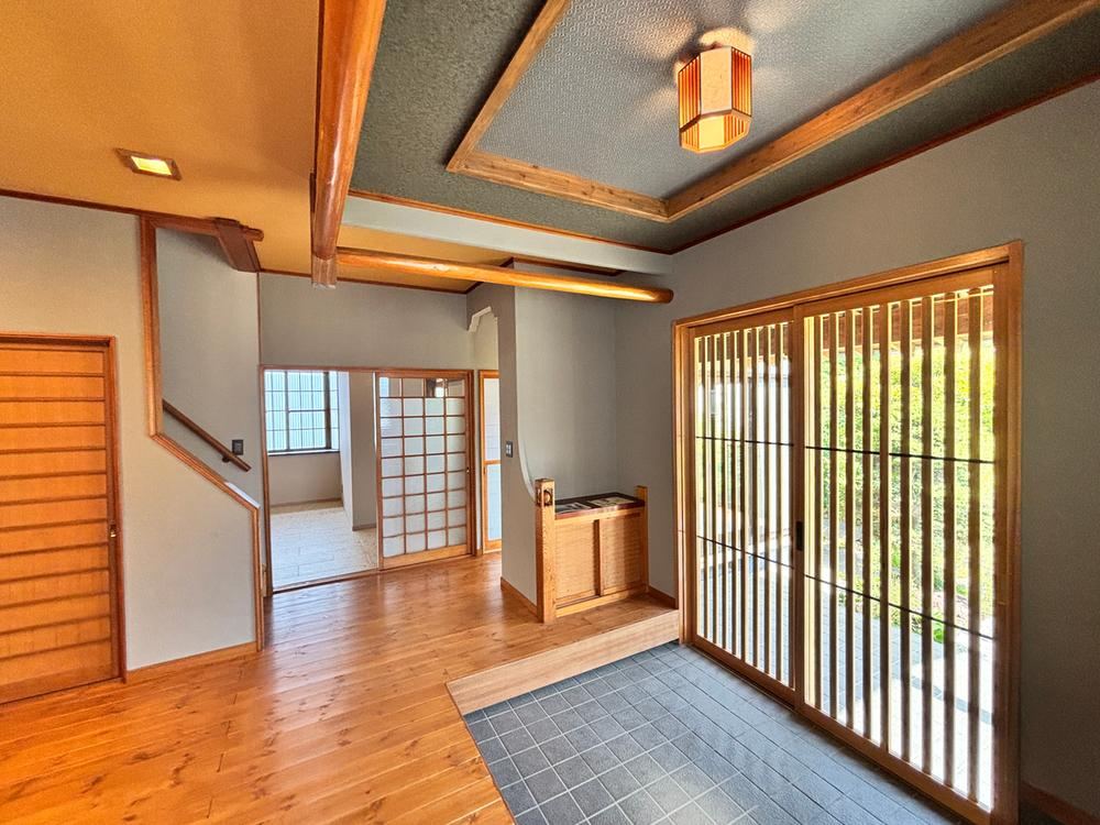 5LDK house in Akiruno, Tokyo - Photo 1