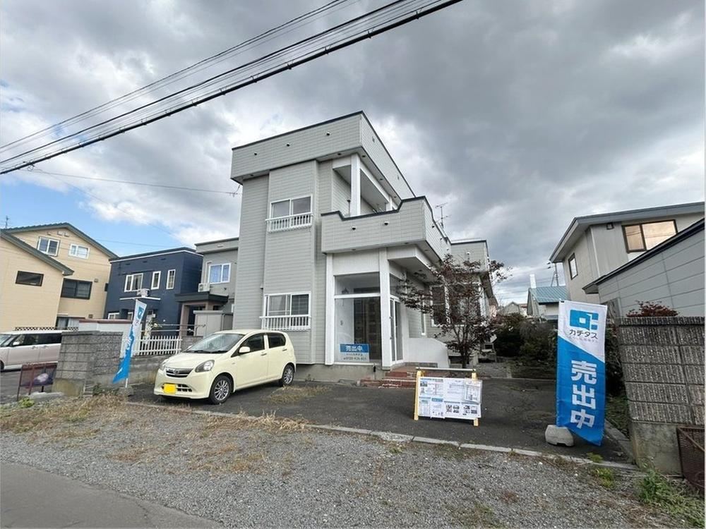 5LDK house in Hakodate, Hokkaido - Photo 1
