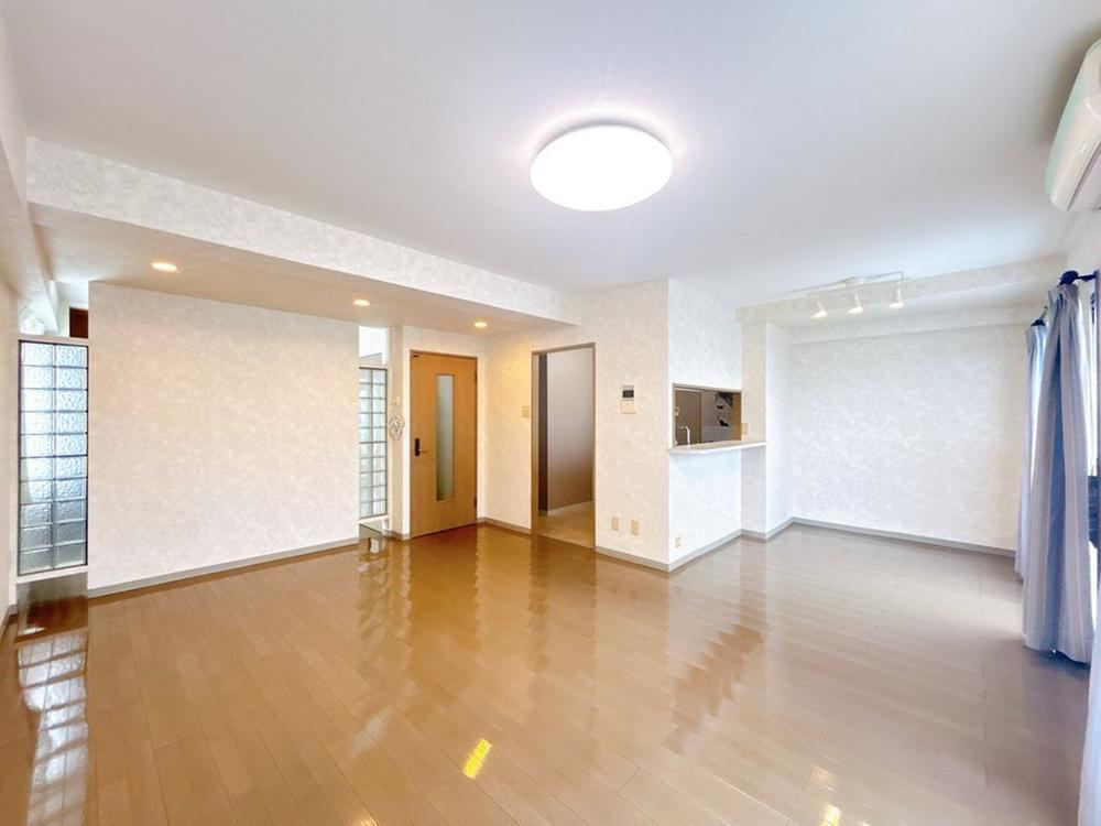 2LDK+S apartment in Toyohashi, Aichi - Photo 1