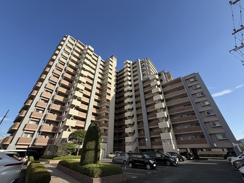 3LDK apartment in Chuo Ward, Kumamoto - Photo 1