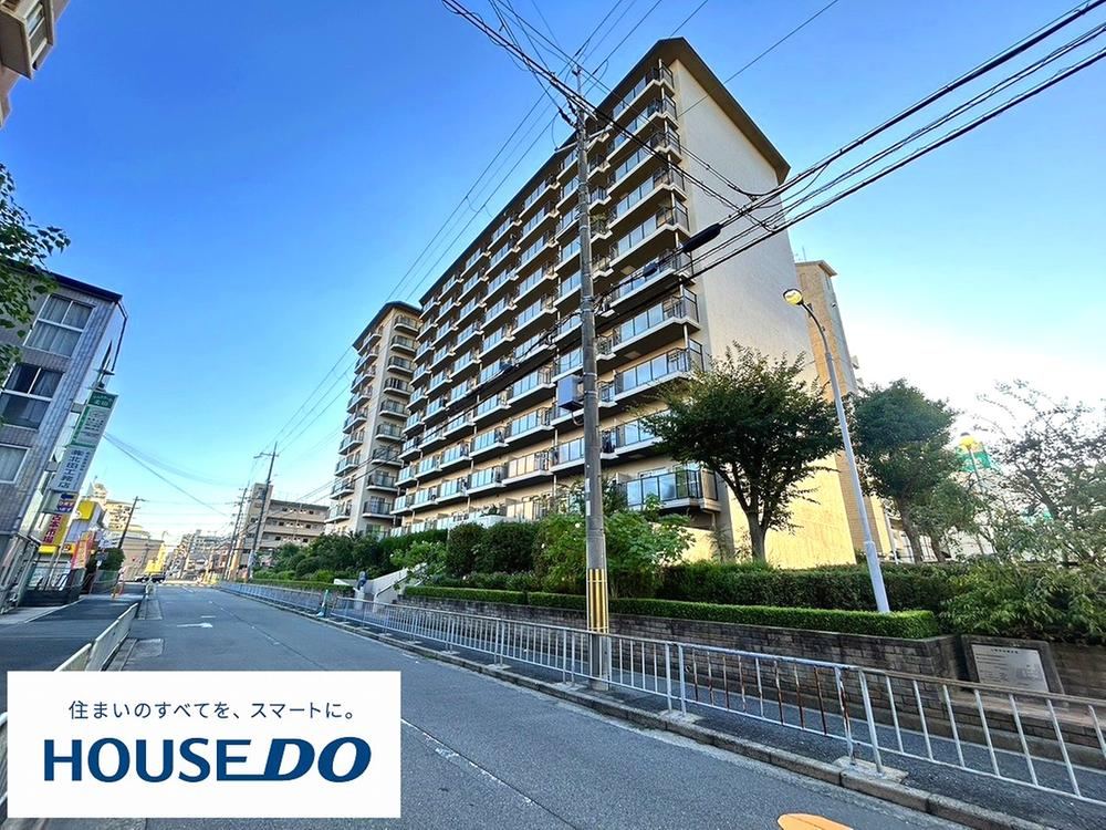 2LDK apartment in Neyagawa, Osaka - Photo 1