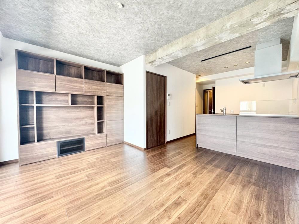 1LDK apartment in Isogo Ward, Yokohama, Kanagawa - Photo 1
