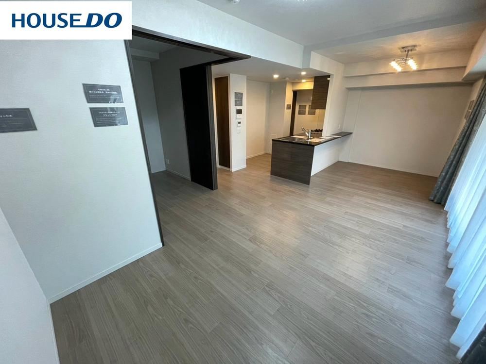 3LDK apartment in Chuo Ward, Kobe, Hyogo - Photo 1
