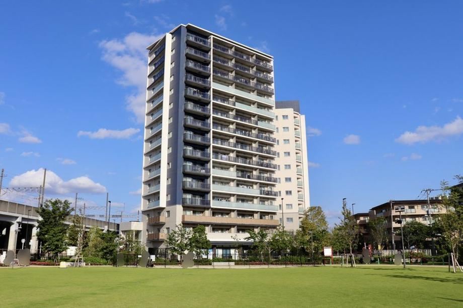3LDK apartment in Funabashi, Chiba - Photo 1