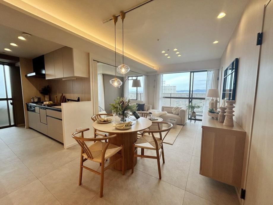 3LDK apartment in Miyakojima Ward, Osaka - Photo 1