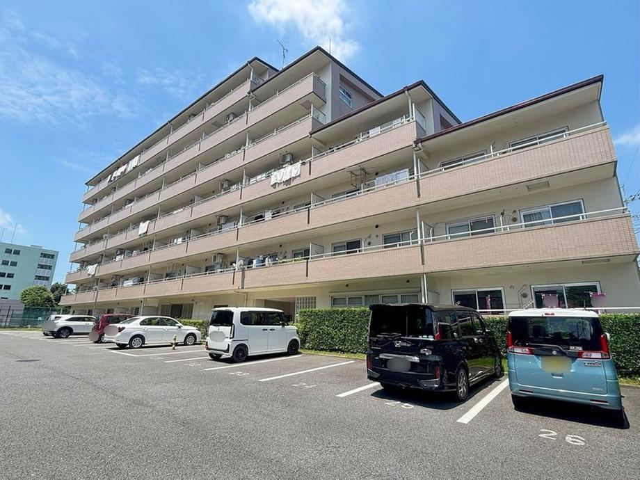 3LDK apartment in Sayama, Saitama - Photo 1