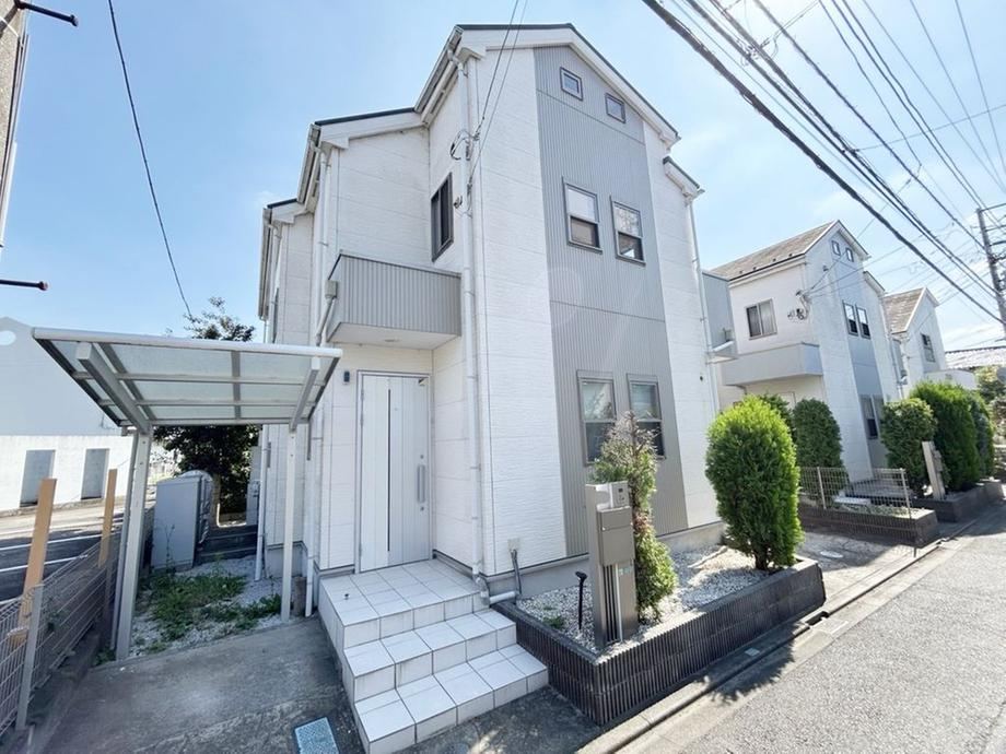 4LDK house in Setagaya Ward, Tokyo - Photo 1
