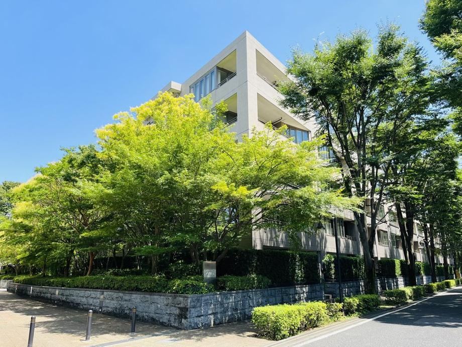 1LDK apartment in Setagaya Ward, Tokyo - Photo 1