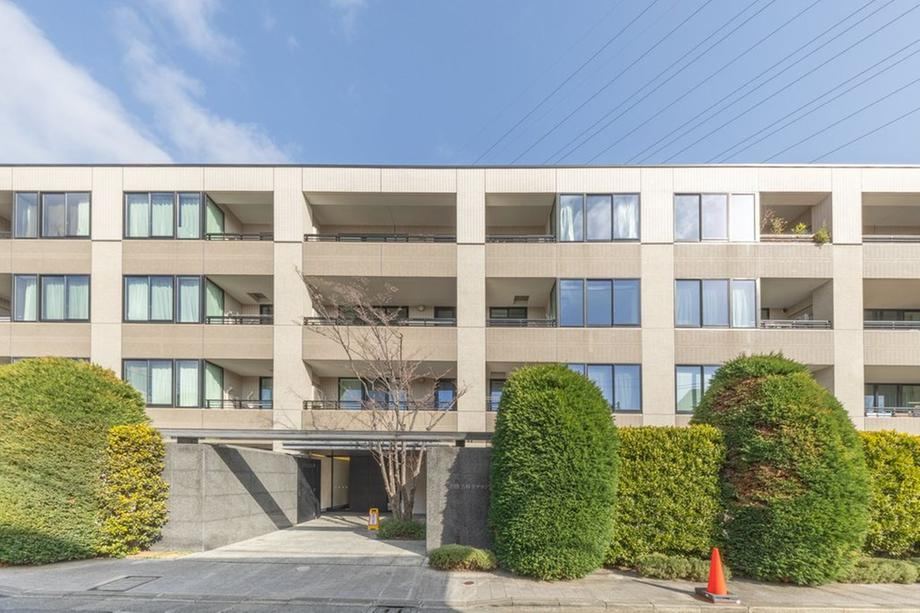 2LDK apartment in Nerima Ward, Tokyo - Photo 1