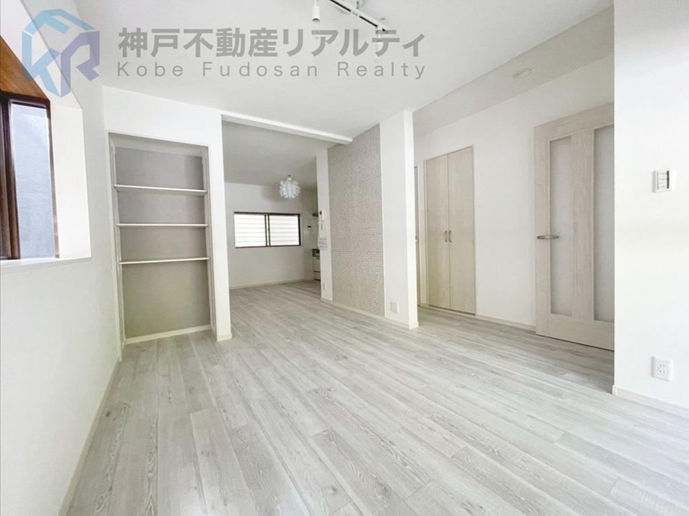 3LDK house in Nishinomiya, Hyogo - Photo 1