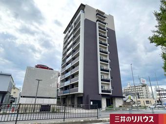 1LDK+S apartment in Toyota