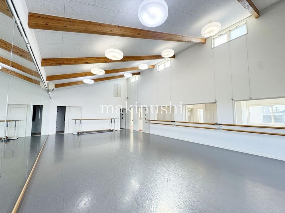 3LDK+S house in Tondabayashi, Osaka - Photo 1