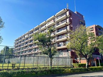 2DK apartment in Higashiyamato
