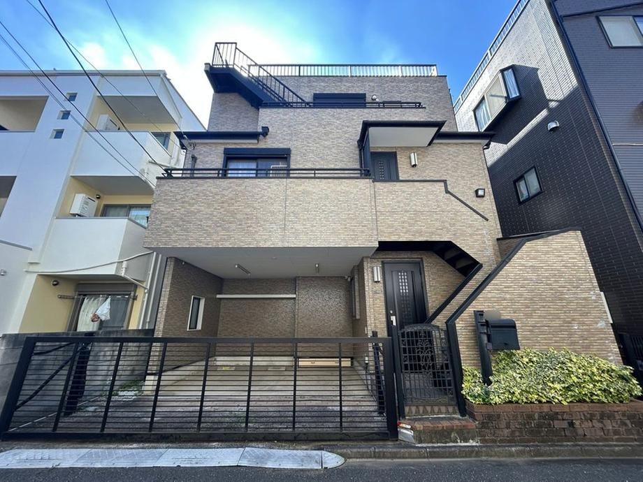 5LDK house in Omiya Ward, Saitama - Photo 1