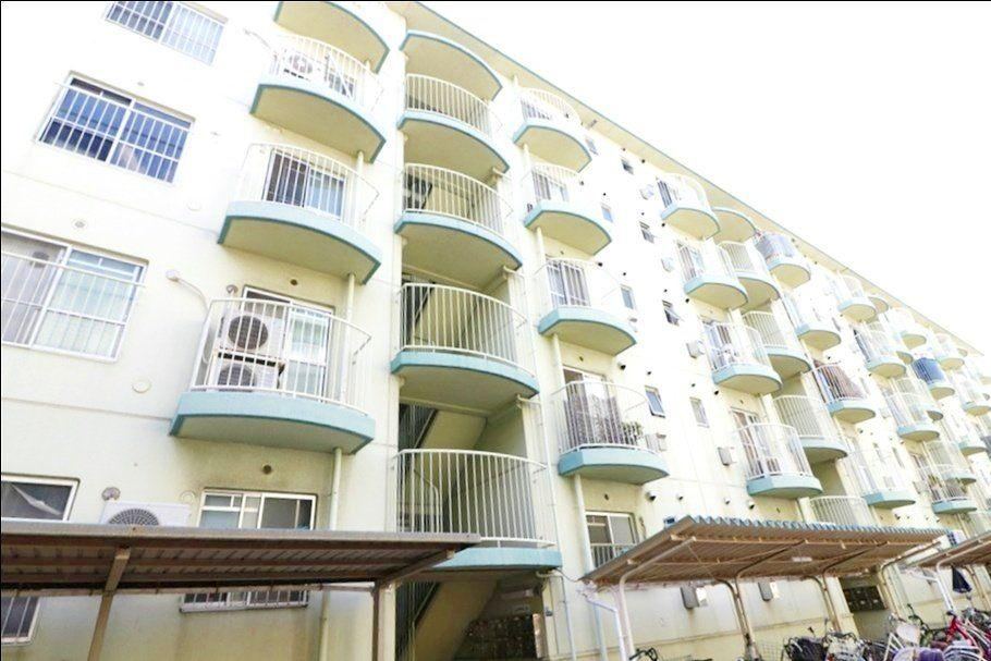3DK apartment in Nishinari Ward, Osaka - Photo 1