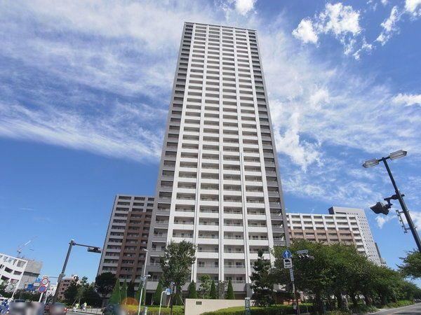3LDK apartment in Saiwai Ward, Kawasaki, Kanagawa - Photo 1