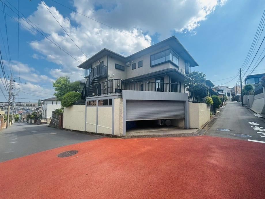 2LDK+S house in Asahi Ward, Yokohama, Kanagawa - Photo 1