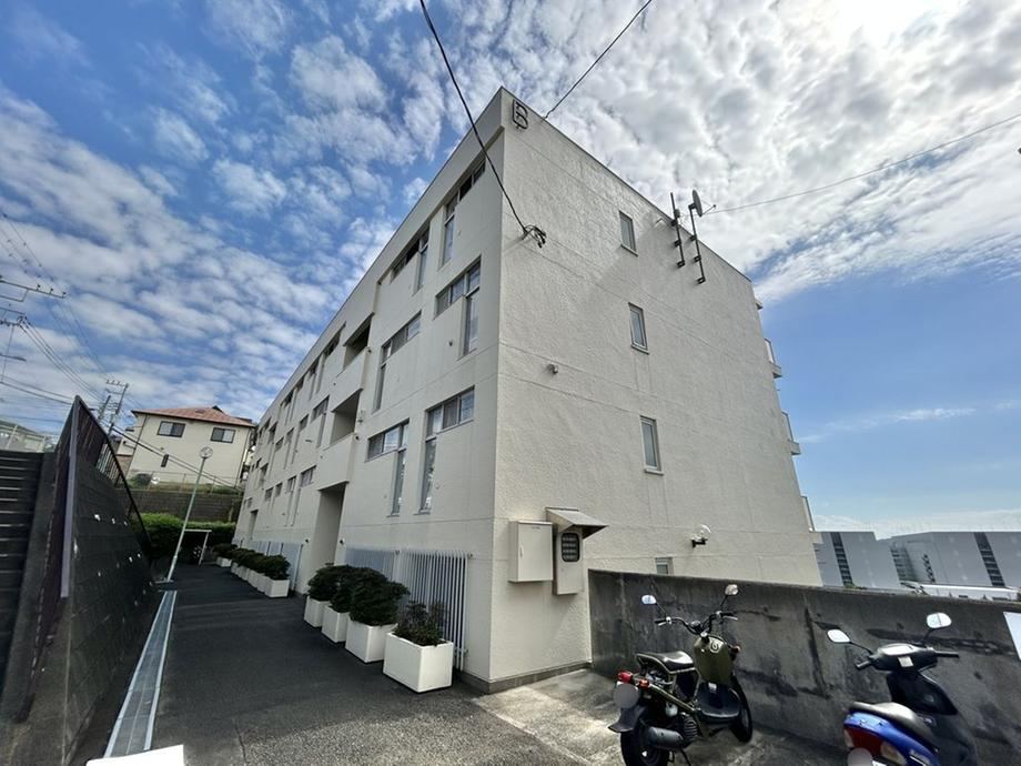 2LDK apartment in Kamakura, Kanagawa - Photo 1