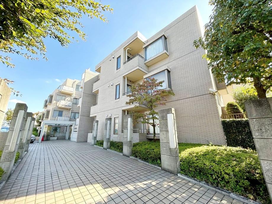 3LDK apartment in Aoba Ward, Yokohama, Kanagawa - Photo 1