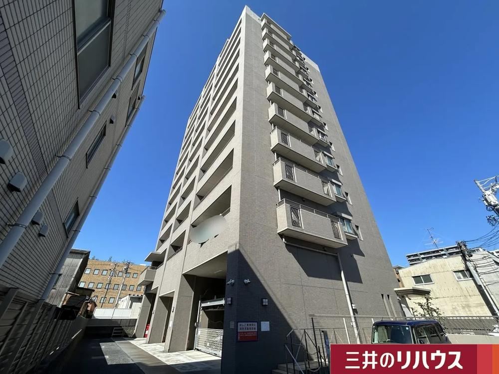 3LDK apartment in Ichinomiya, Aichi - Photo 1