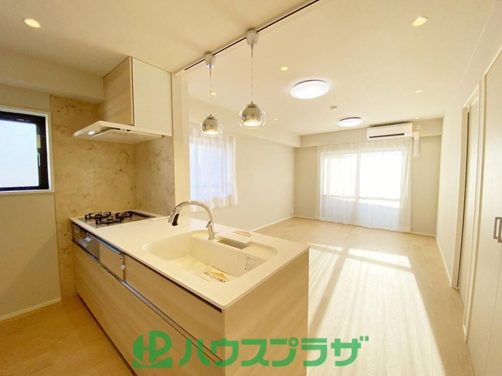 3LDK apartment in Niiza, Saitama - Photo 1