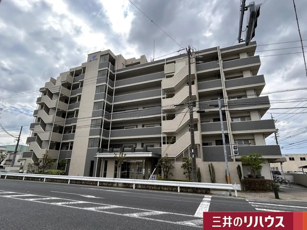 3LDK apartment in Anjo, Aichi - Photo 1