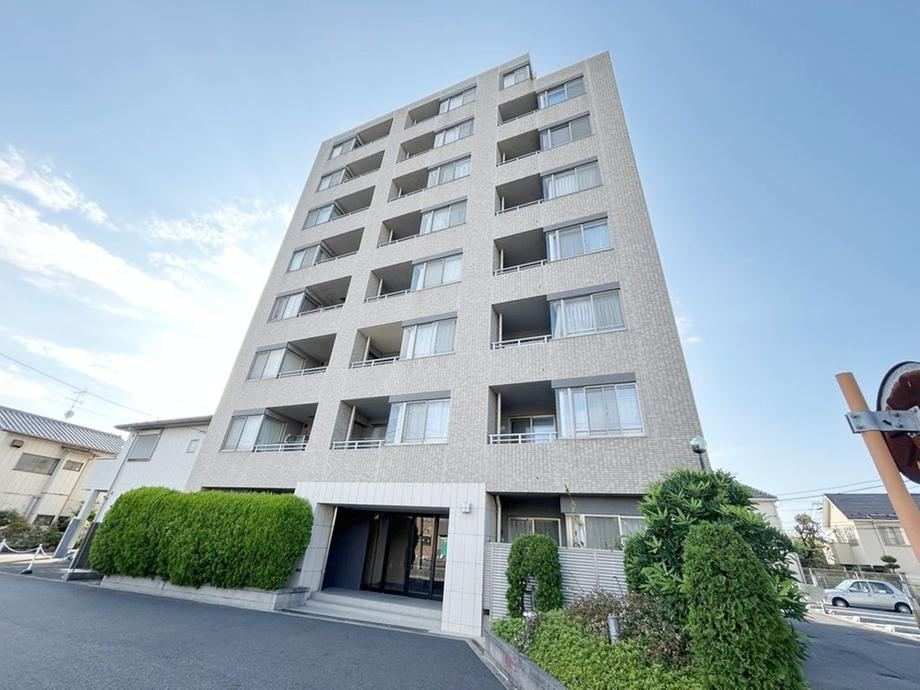 3LDK apartment in Ichikawa, Chiba - Photo 1