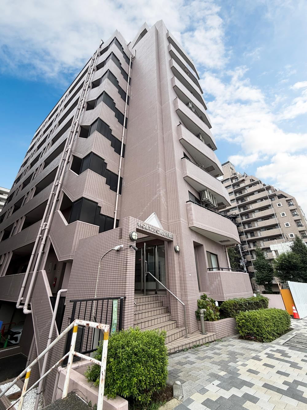 2LDK apartment in Arakawa Ward, Tokyo - Photo 1