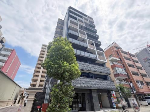 1LDK apartment in Kita Ward, Osaka - Photo 1