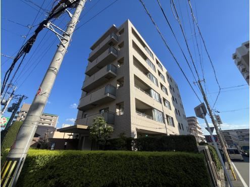 3LDK apartment in Toyonaka, Osaka - Photo 1