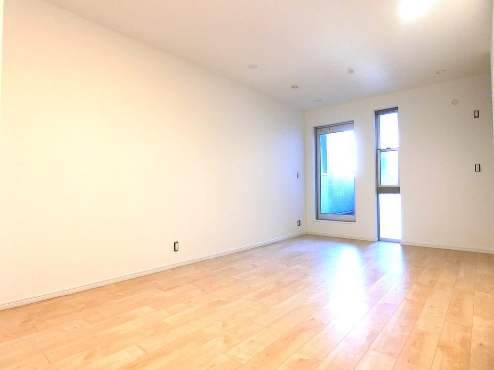 3LDK house in Koto Ward, Tokyo - Photo 1