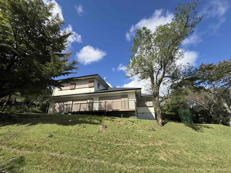 5LDK house in Ito, Shizuoka - Photo 1