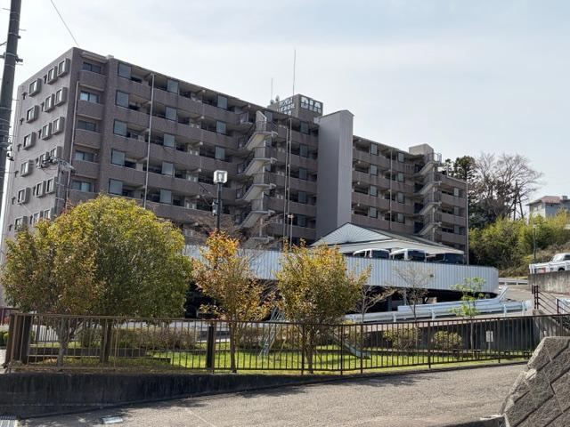 3LDK apartment in Izumi Ward, Sendai, Miyagi - Photo 1