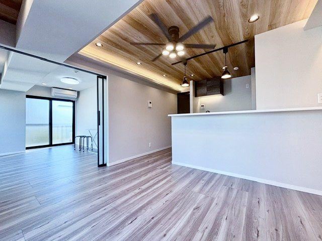 2LDK+S apartment in Ota Ward, Tokyo - Photo 1