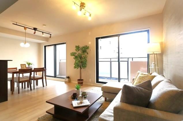 3LDK apartment in Hirakata, Osaka - Photo 1
