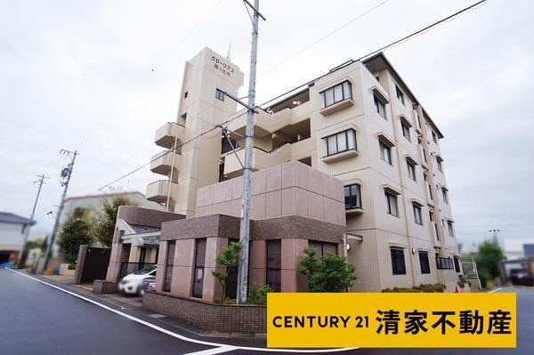 4LDK apartment in Owariasahi, Aichi - Photo 1