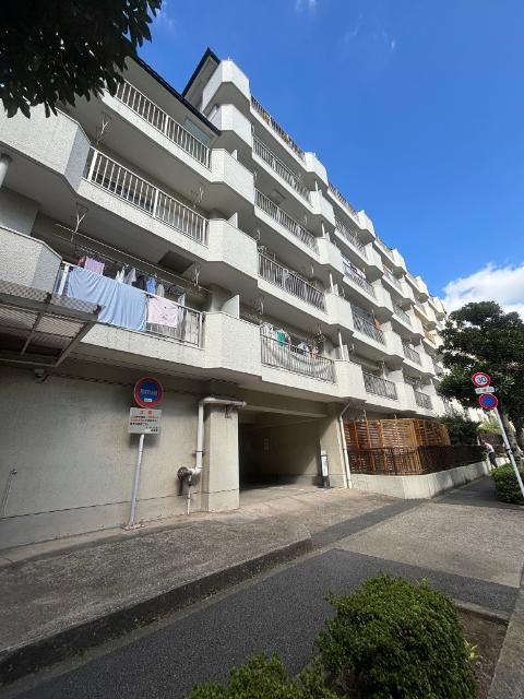 1LDK apartment in Edogawa Ward, Tokyo - Photo 1