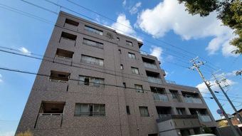 3LDK apartment in Wakayama City