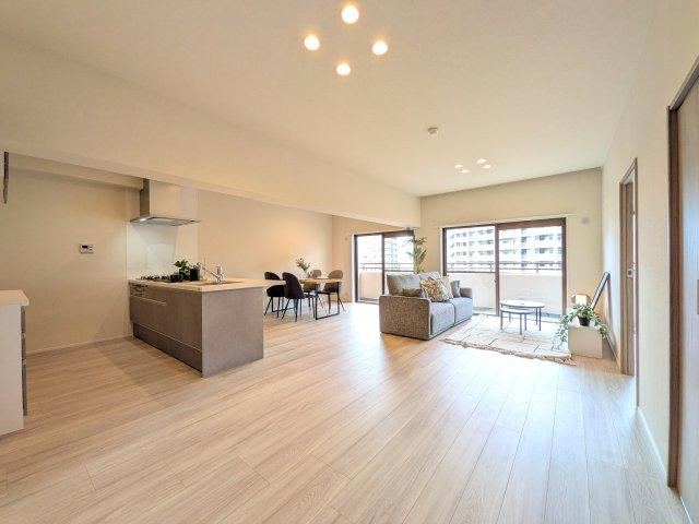 2LDK apartment in Kurume, Fukuoka - Photo 1